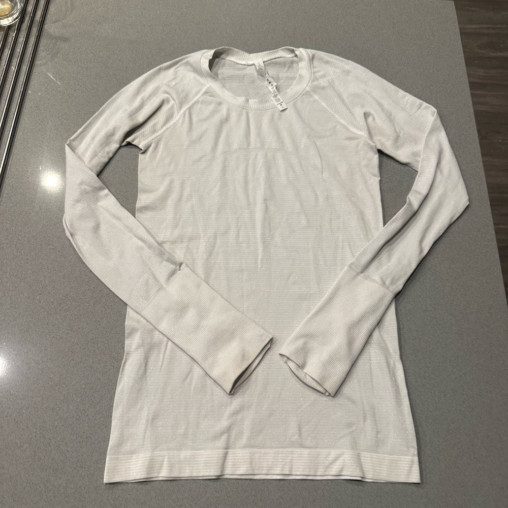 Lululemon Swiftly Tech Long Sleeve